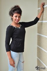 Tejaswi Madivada at Kerintha Movie Success Meet